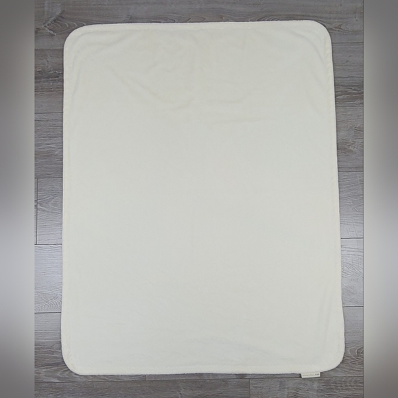 POTTERY Barn Kids Yellow and White Crib and Stroller Baby Blanket - Picture 2 of 10